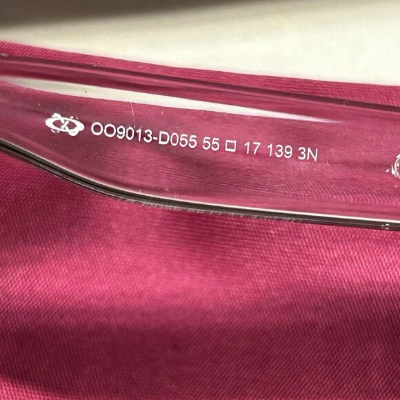 Oakley new Frogskins Crystal Clear/Prizm Sapphire L Sunglasses OO9013 7024 Do55 - Picture 5 of 8